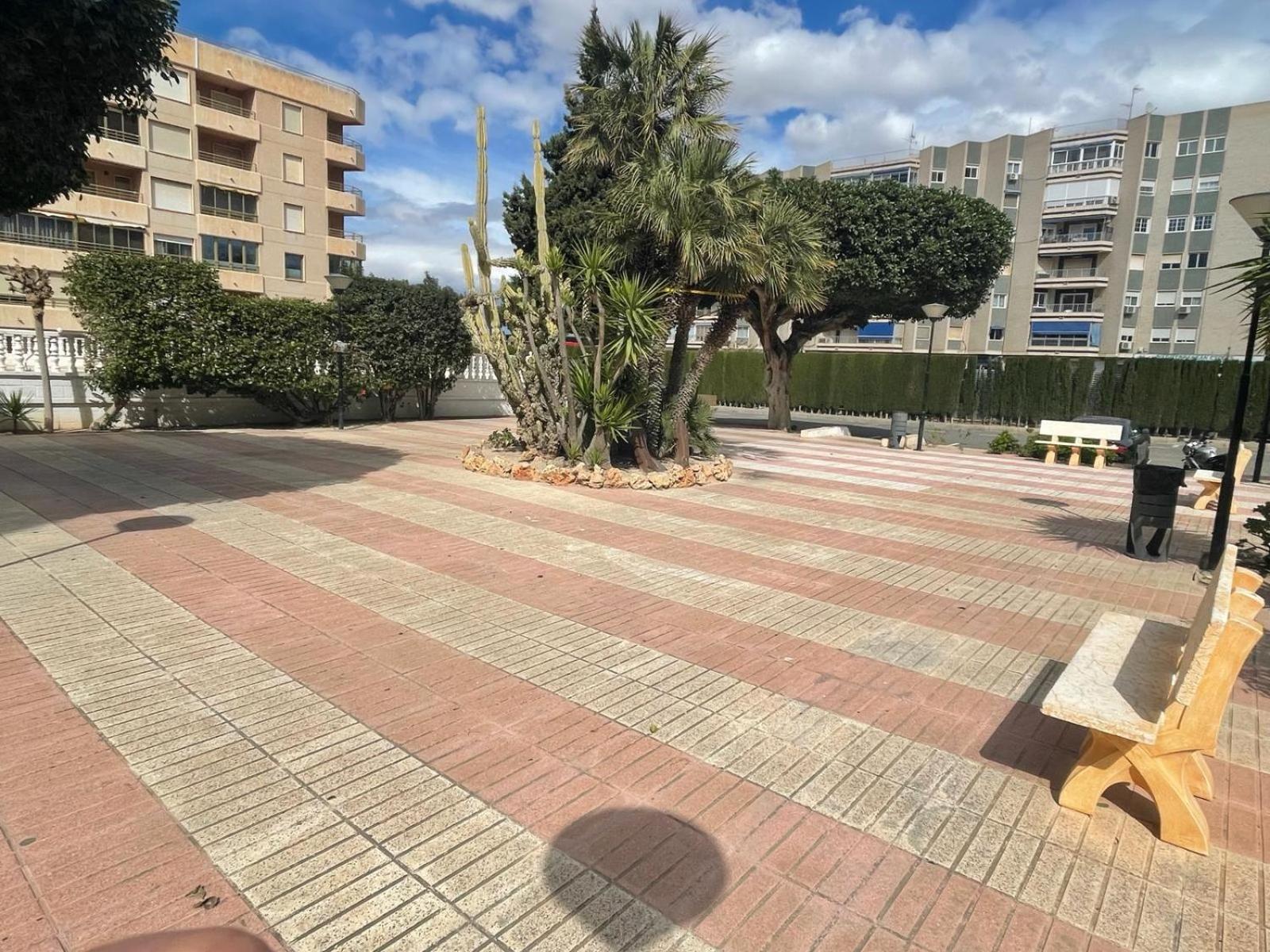 Apto Palacios Con Calefaccion Y Parking Санта Пола Екстериор снимка